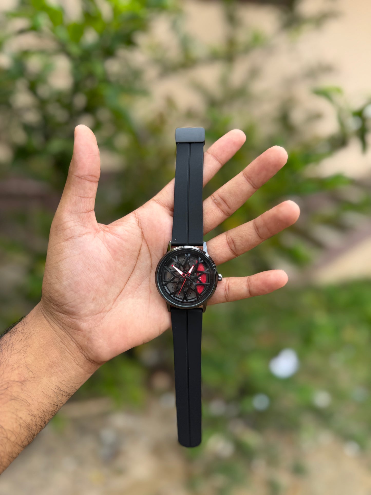 Gyro spinning watch (black colour)