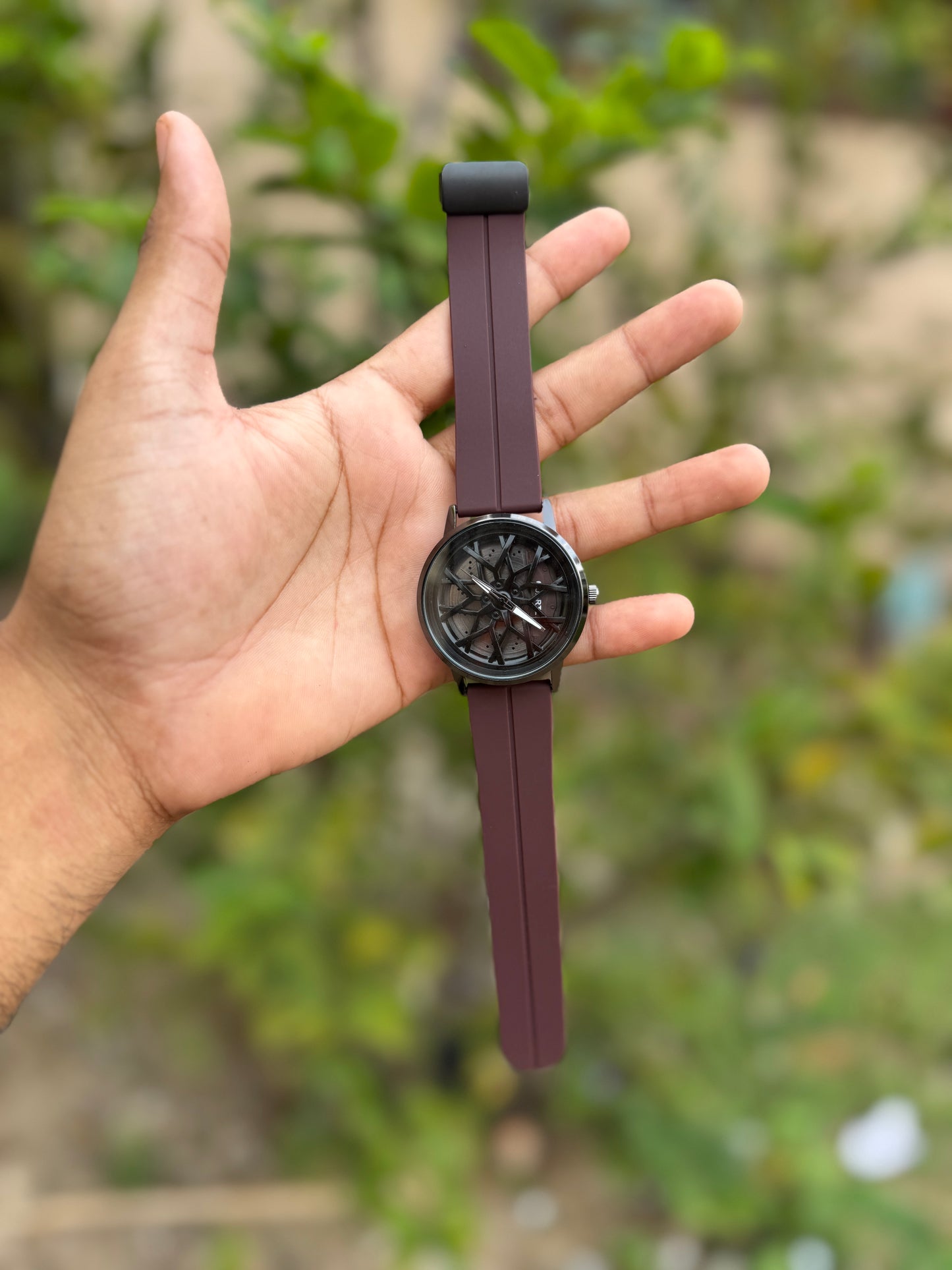 Gyro spinning watch (Brown Colour)