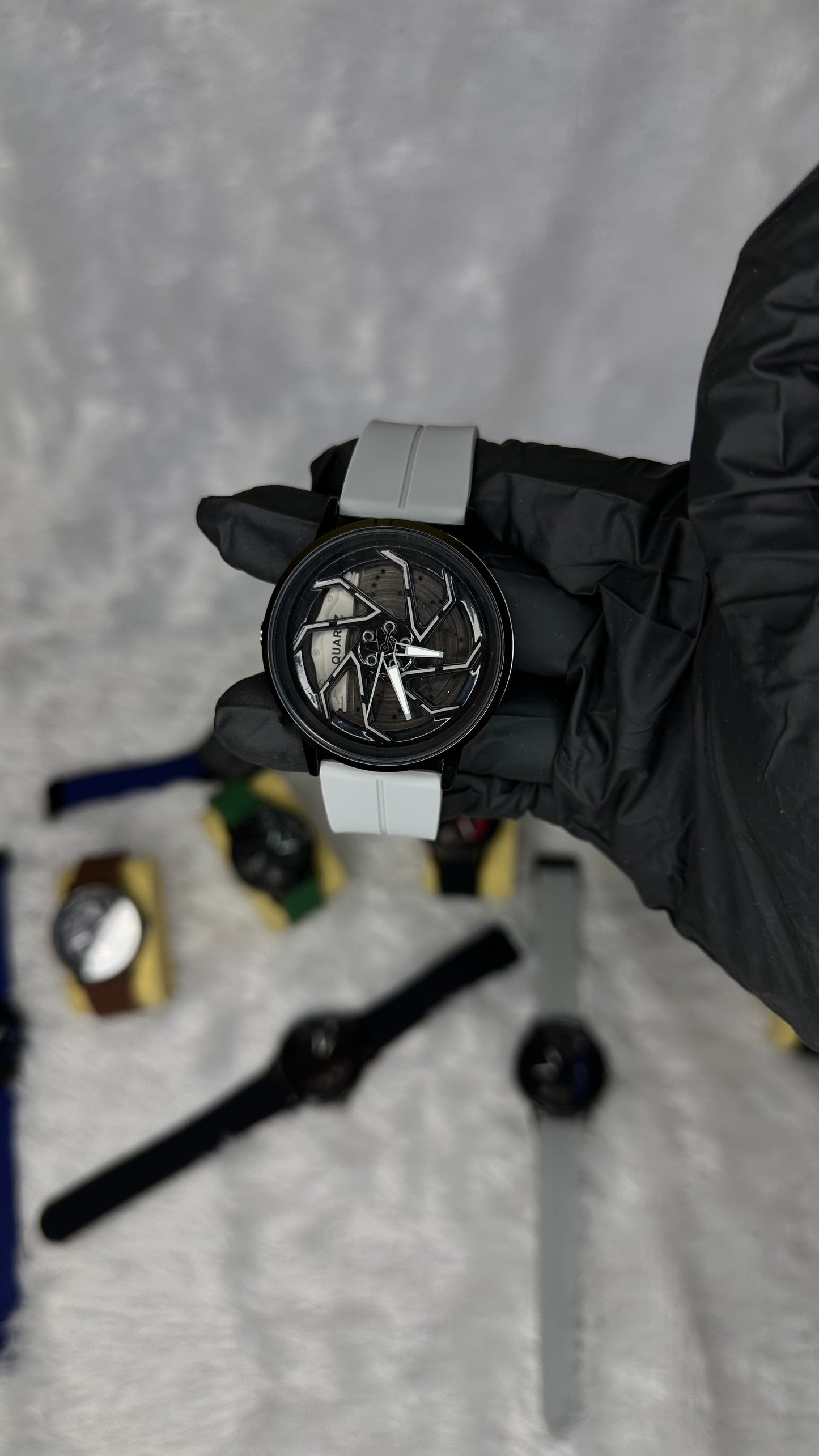 Gyro Spinning Wheel Watch