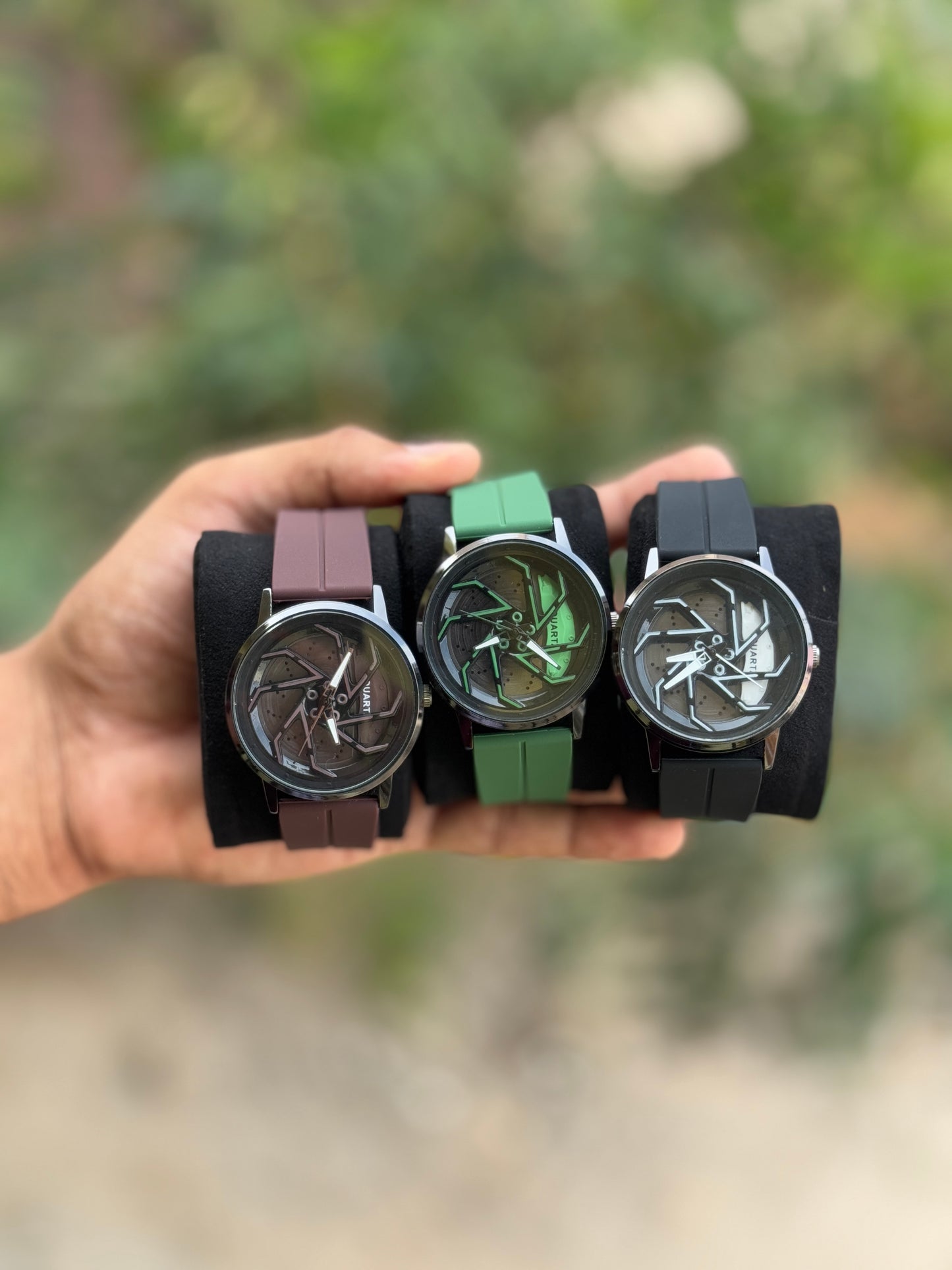 Gyro Spinning Wheel Watch