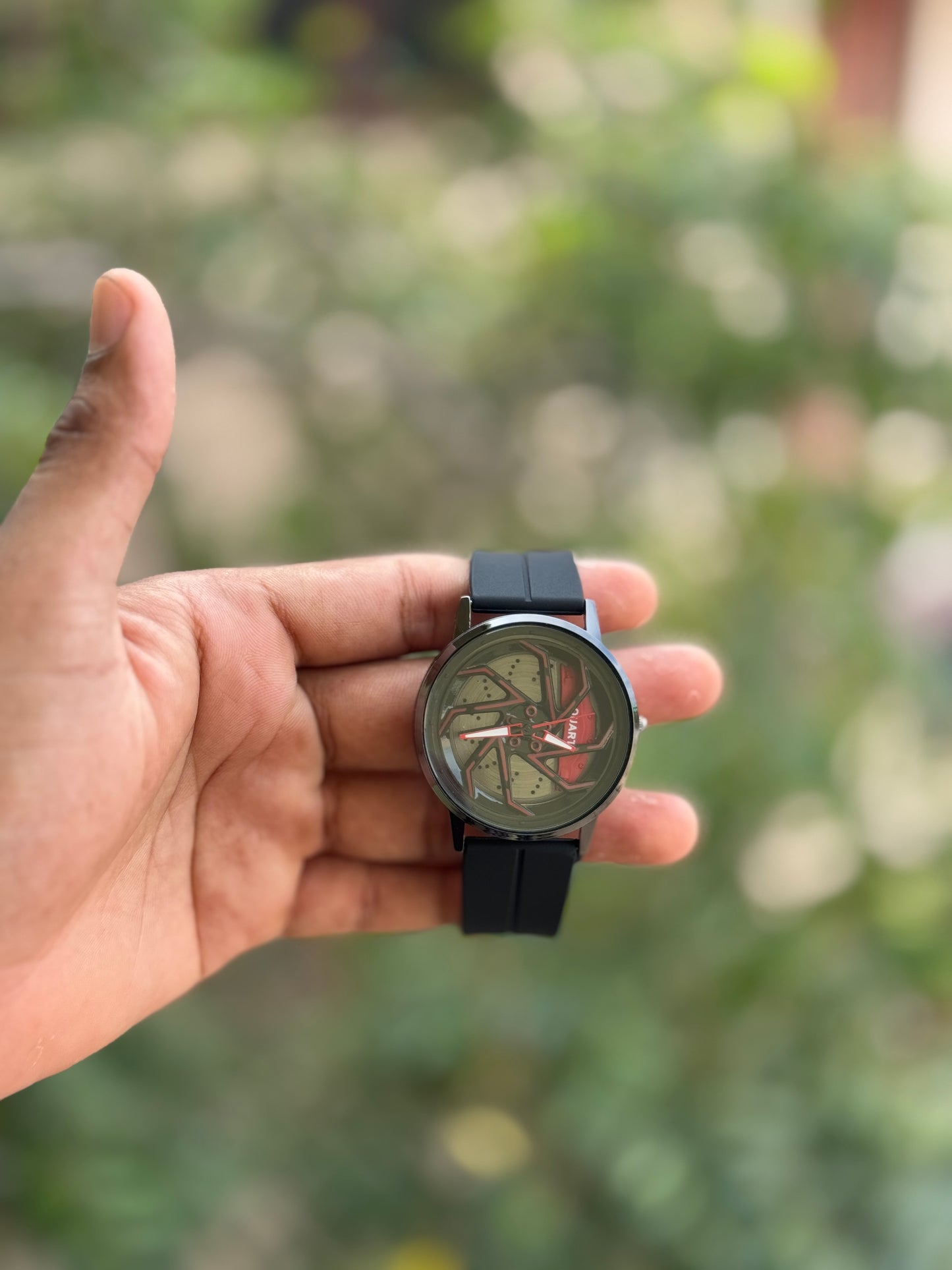 Gyro Spinning Wheel Watch