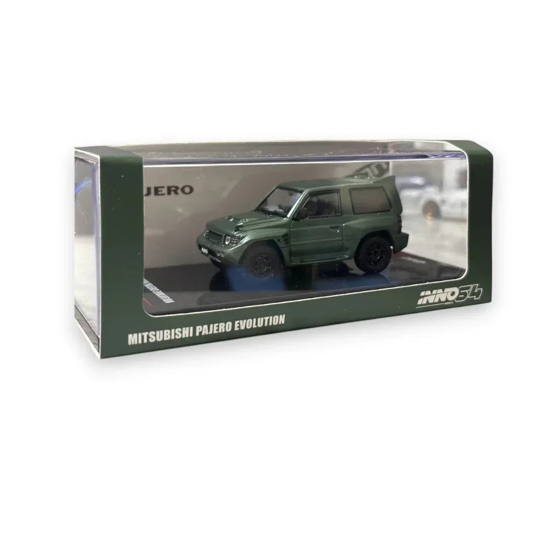 INNO64 1:64 Pajero Evolution – Green